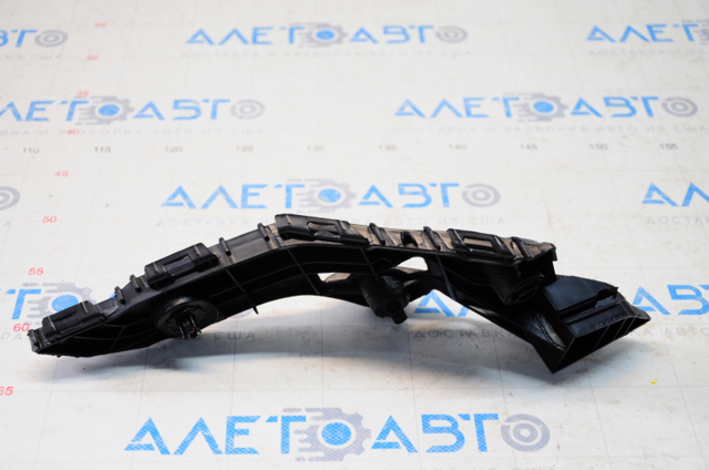 Кронштейн крепления бампера переднего левый FPS FP7062931 цена, от 30.89 USD