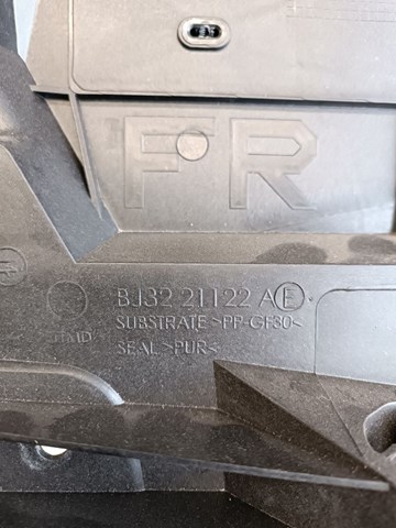 Купить LR048305 Land Rover 