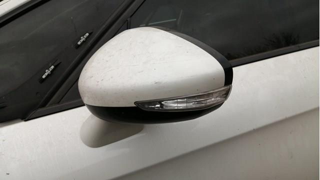 1607211780 Peugeot/Citroen Левое боковое зеркало