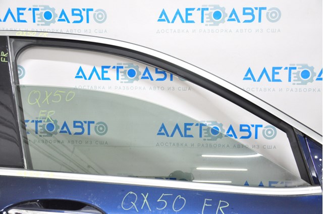 Стекло двери передней правой 803125NA0A Nissan/Infiniti