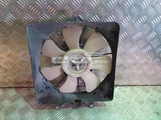 Диффузор радиатора кондиционера на Honda Jazz GD