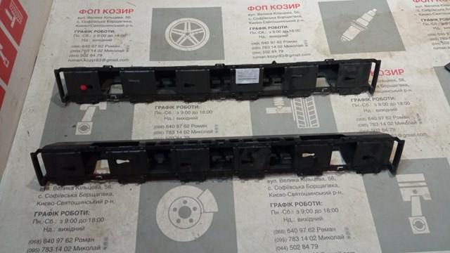 526010K140 Toyota Наполнитель бампера переднего
