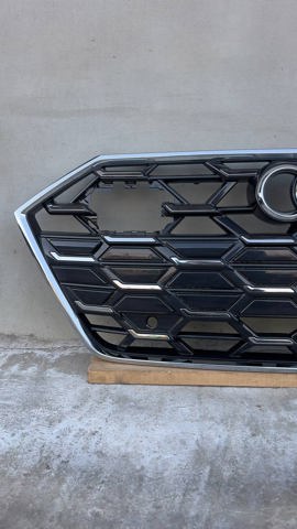 Облицовка радиатора VAG 4K8853651NRN4 цена, от 430.76 USD
