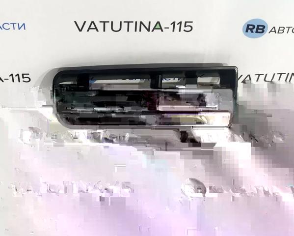 FP9523992 FPS Правая решетка переднего бампера