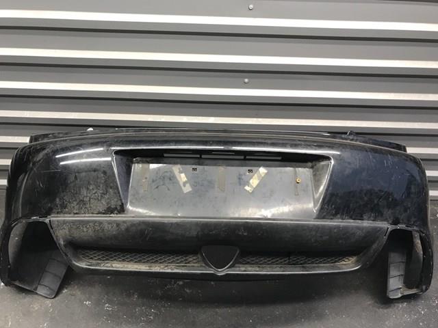F15150221 Mazda Задний бампер