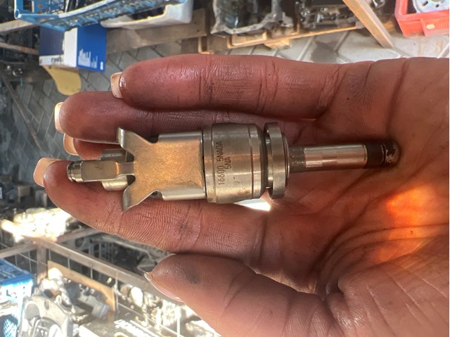166005NA0B Nissan/Infiniti Топливные форсунки