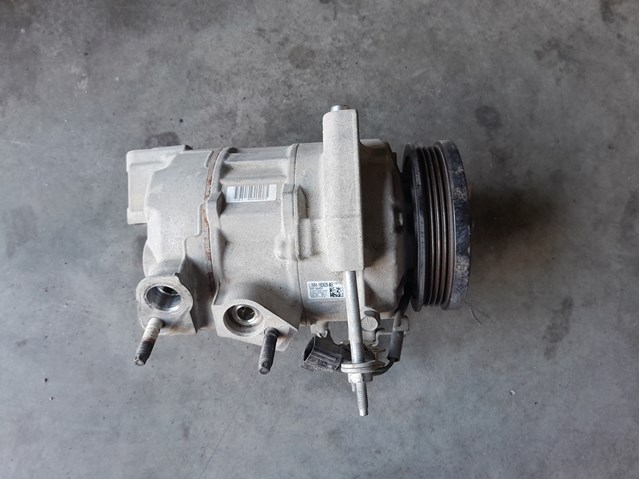 Компрессор кондиционера L1MZ19703AB Ford