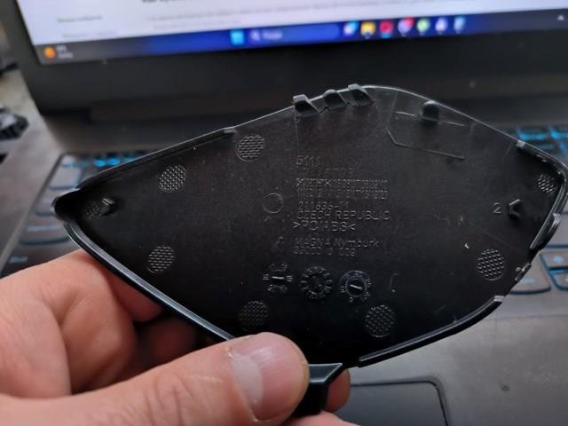 Купить 51117446793 BMW Заглушка буксировочного крюка