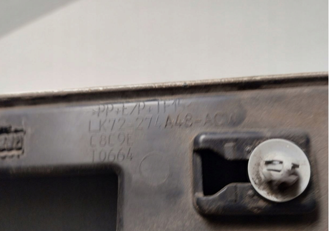 LR164837 Land Rover Молдинг задней правой двери