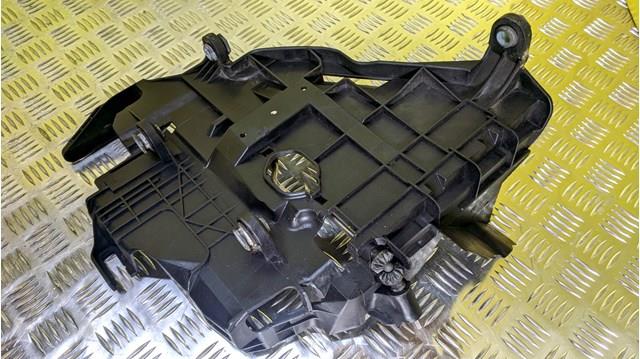 7L6941614C VAG Soporte, faro principal delantero derecho original y equivalente