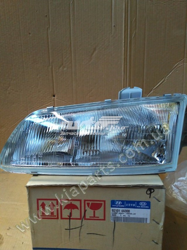 Левая фара 921014A000 Hyundai/Kia