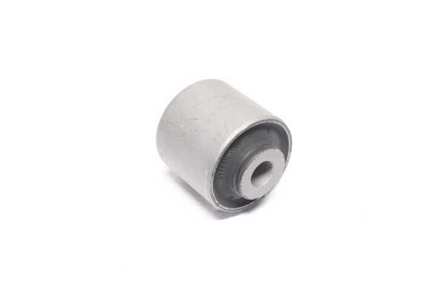 PXCBA015FU Parts-Mall Сайлентблок верхней передней подвески