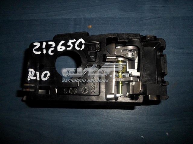  826104Y000ASQ Hyundai/Kia