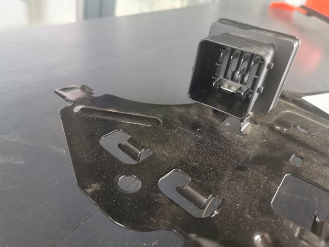 ЭБУ двигателем Renault (RVI) 237142214R цена, от 22.80 USD