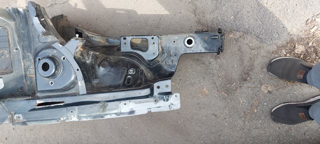 Лонжерон правый 3C0803092 VAG