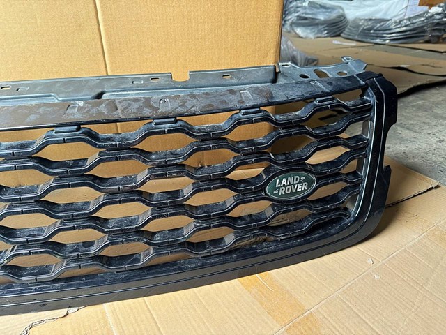 Купить LR092631 Land Rover 