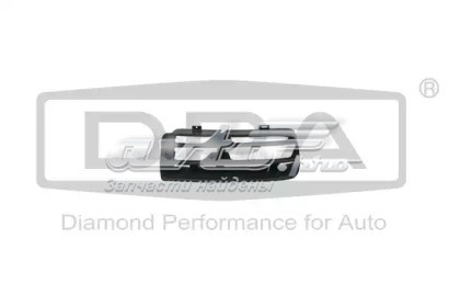 Решітка переднього бампера, права 88530043702 DIAMOND
