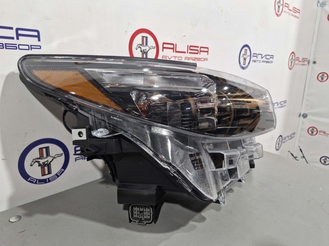 Купить TM52510K0 Mazda Фара основная правая