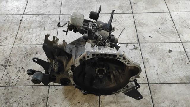 303000F010 TOYOTA Caja de cambios original y equivalente