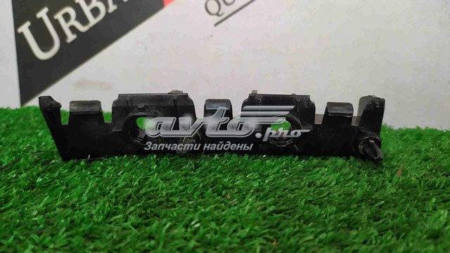 Крепление бамера правое Land Rover LR066744 цена, от 11.29 USD