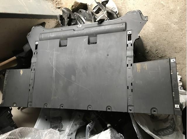  Tesla 600819100D