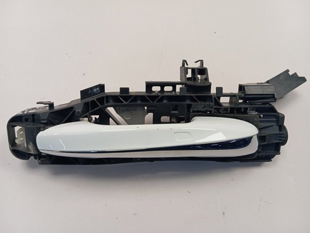A0997602202 Mercedes Держатель наружной ручки двери передней правой