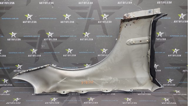 Крыло переднее левое A2038800118 Mercedes