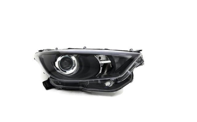 Правая фара 81130K0060 Toyota