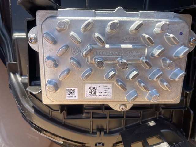 Купить KT4Z13008BB Ford Фара левая передняя
