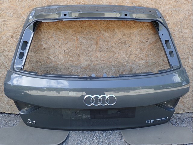 Дверь задняя (багажная 3/5-я (ляда) на Audi A1 GBA