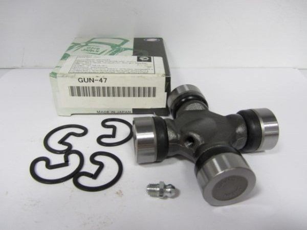 Крестовина заднего кардана GUN47 GMB