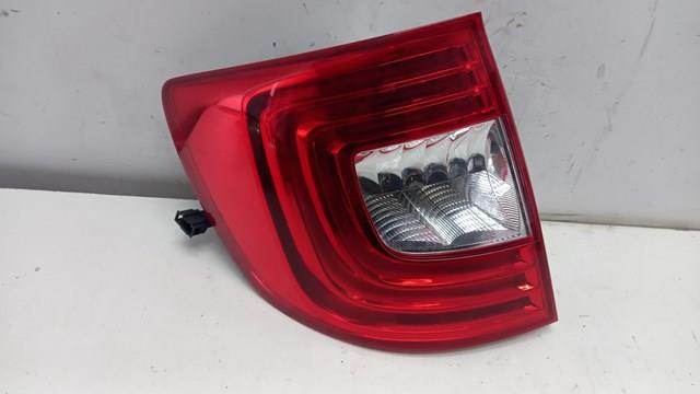 Задняя левая внешняя фара Signeda ZSD1932L цена, от 408.57 USD