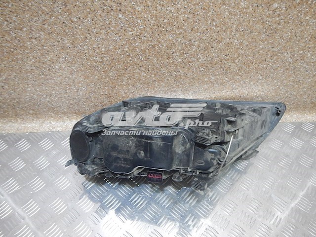 Правая фара 31383543 Volvo