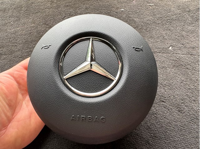  Mercedes 0008601400