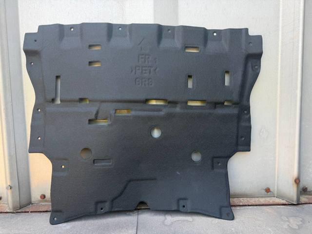 Купить 758816RR0A Nissan/Infiniti Щит предохранительный