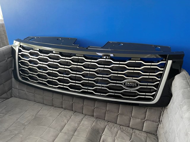 Облицовка радиатора Land Rover LR055881 цена, от 112.87 USD