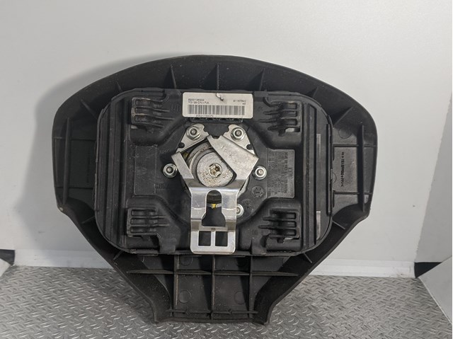 Купить 8200136332 Renault (RVI) Подушка AIRBAG водительская