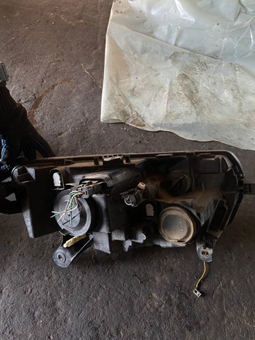 Фары Renault (RVI) 260605665R