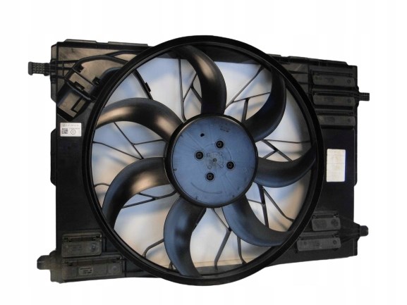 Диффузор радиатора кондиционера, в сборе с крыльчаткой и мотором на Mercedes A (W177)