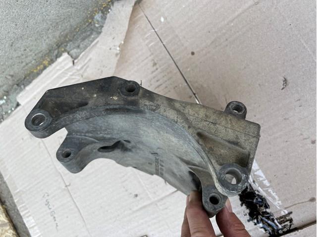 Купить Кронштейн генератора Мерседес-бенц Спринтер I 2-t 901, 902