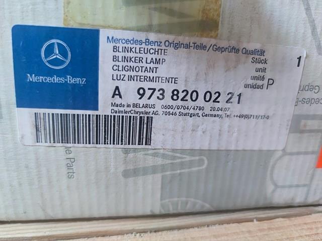 Правый указатель поворота Mercedes A9738200221 цена, от 17.03 USD