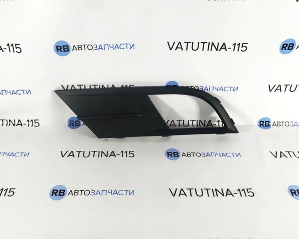 Заглушка (решетка) противотуманных фар бампера переднего левая PVW99076CAL Signeda