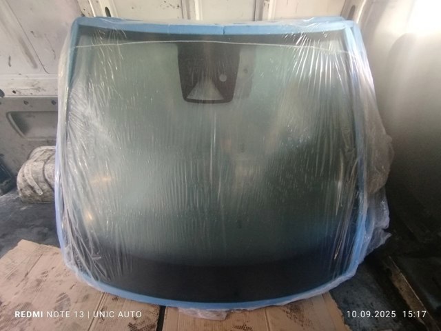 Купить 727122171R Renault (RVI) Ветровое стекло