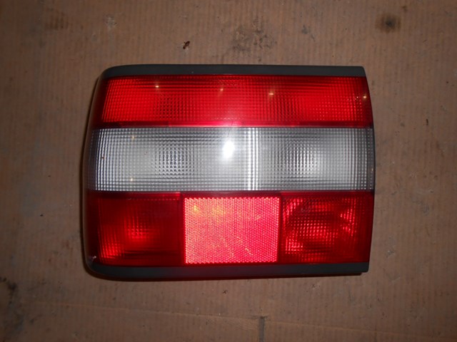 Lanterna traseira esquerda para Volvo 850 (LS)