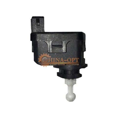 Корректор фар 1017001112 Geely