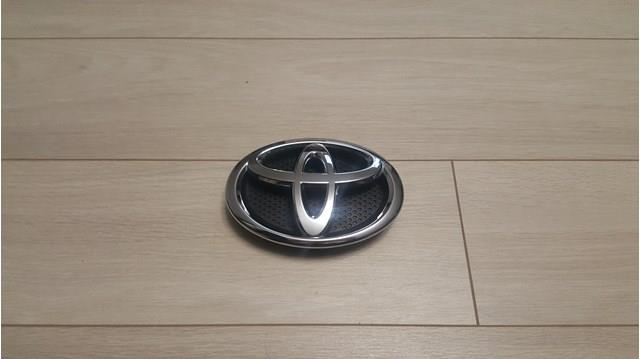 Emblema de grelha do radiador para Toyota Auris (E15)