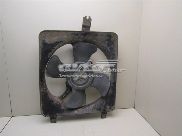 Диффузор радиатора кондиционера на Honda Accord IV 