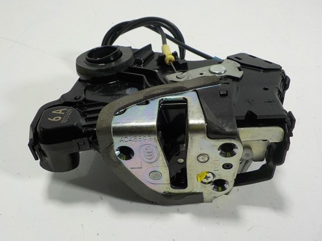 Compre Fecho da porta dianteira esquerda Toyota Camry 6