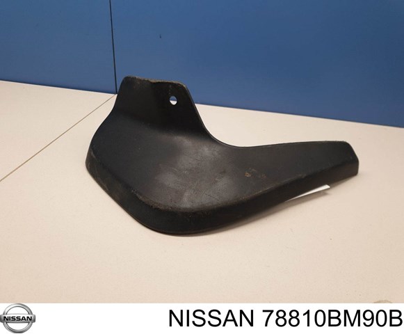 Брызговик задний правый 78810BM90B Nissan/Infiniti