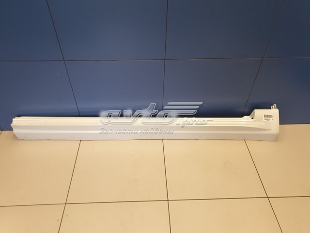 Накладка (молдинг) порога наружная правая Volvo 39849311 цена, от 104.28 USD